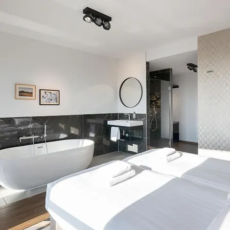 Maris エグモント・アーン・ゼー